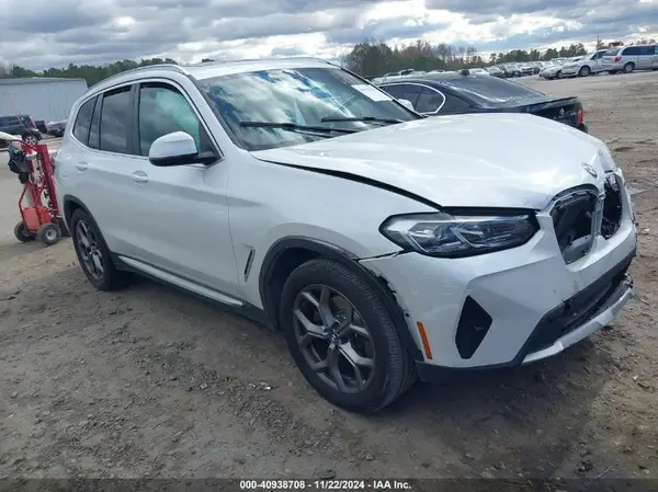 5UX53DP04N9K55617 2022 BMW X3 - Image 1