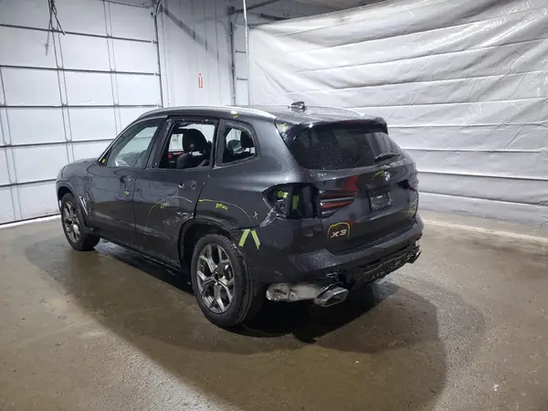 5UX53DP04N9K58291 2022 BMW X3 - Image 2