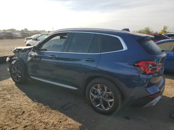 5UX53DP04N9K72076 2022 BMW X3 - Image 2