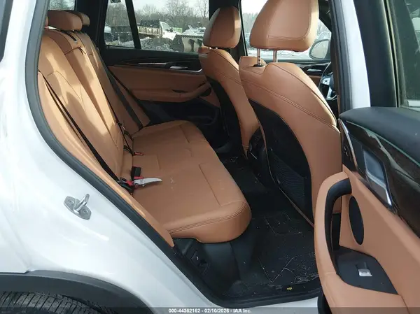 5UX53DP04N9K85846 2022 BMW X3 - Image 8