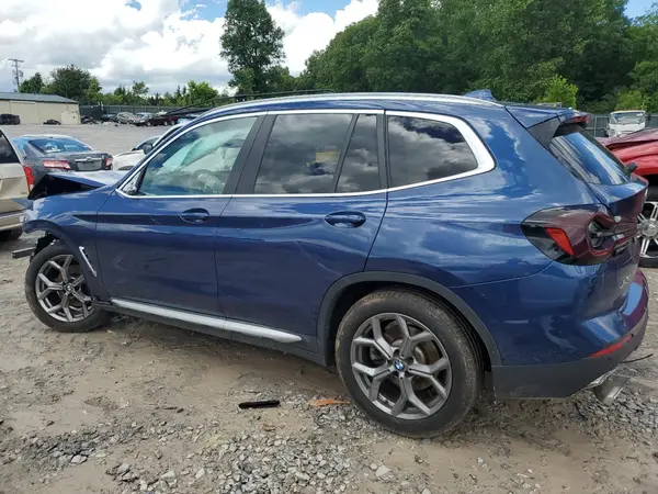 5UX53DP04N9K85989 2022 BMW X3 - Image 2