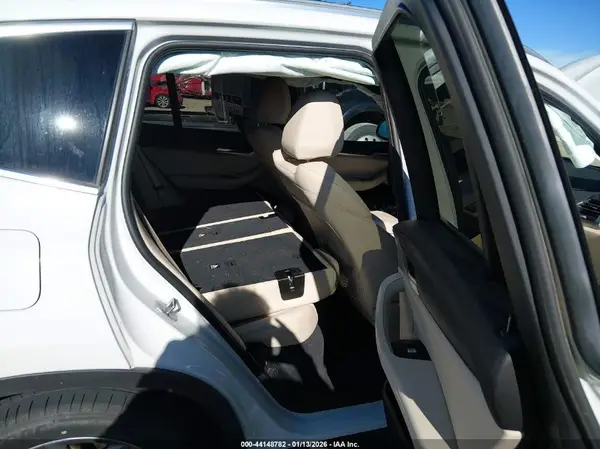 5UX53DP04N9M20288 2022 BMW X3 - Image 8