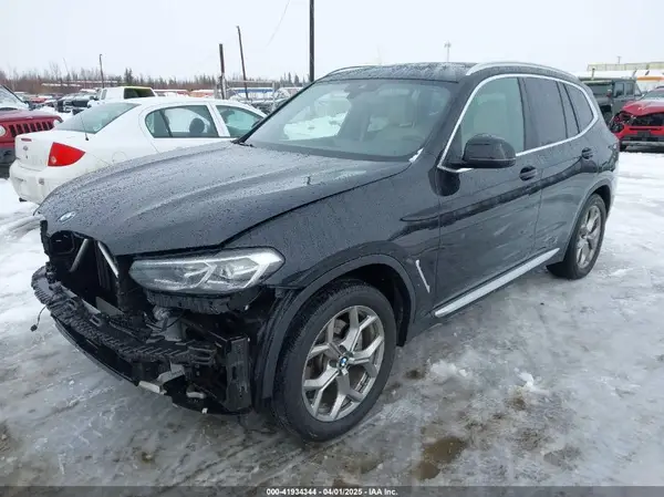 5UX53DP04N9M93225 2022 BMW X3 - Image 2