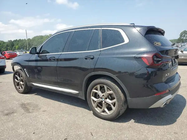 5UX53DP04N9M93242 2022 BMW X3 - Image 2