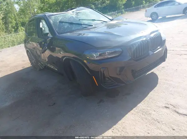5UX53DP04P9N60327 2023 BMW X3 - Image 1
