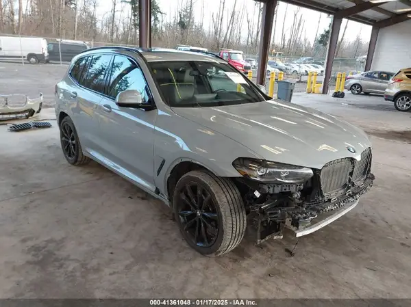 5UX53DP04P9N97930 2023 BMW X3 - Image 1