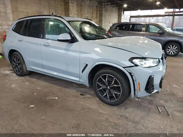 5UX53DP04P9R11818 2023 BMW X3 - Image 1