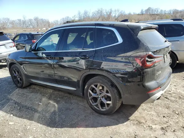 5UX53DP04P9R28571 2023 BMW X3 - Image 2
