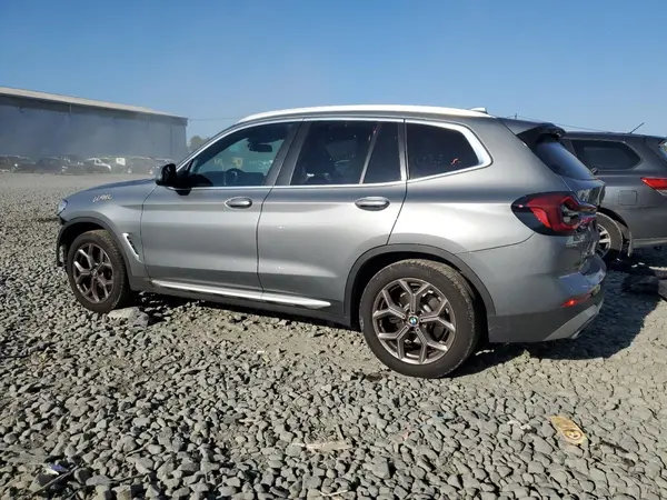 5UX53DP04P9R59612 2023 BMW X3 - Image 2
