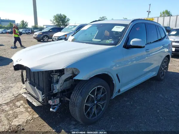 5UX53DP04P9S17792 2023 BMW X3 - Image 2