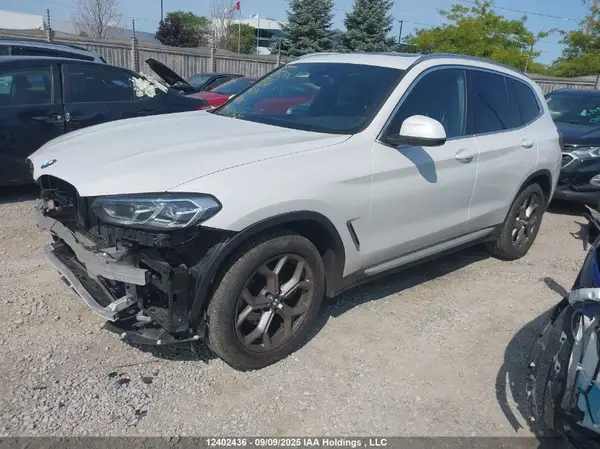 5UX53DP04P9S39811 2023 BMW X3 - Image 2