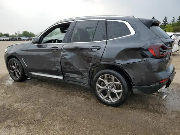 5UX53DP04P9S50775 2023 BMW X3 - Image 2