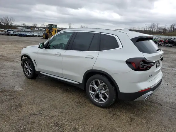5UX53DP04P9S93481 2023 BMW X3 - Image 2