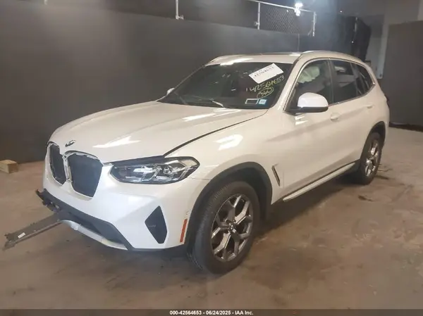 5UX53DP04P9T00445 2023 BMW X3 - Image 2