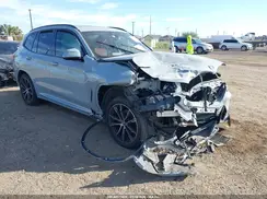 5UX53DP04R9T67727 2024 BMW X3