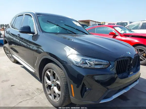 5UX53DP04R9T93924 2024 BMW X3 - Image 1