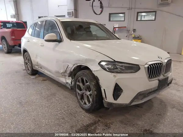 5UX53DP04R9U57105 2024 BMW X3 - Image 1