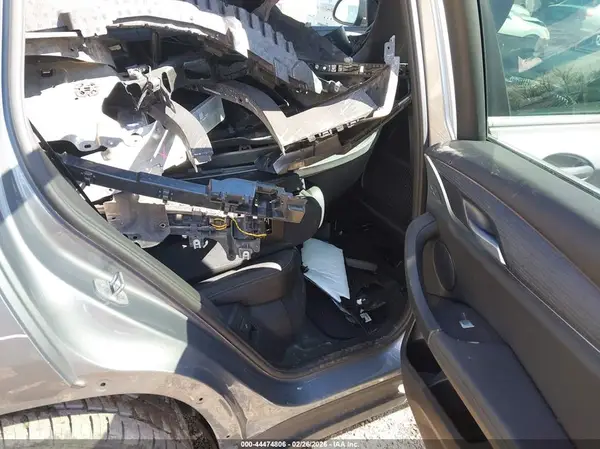 5UX53DP04R9V28108 2024 BMW X3 - Image 8