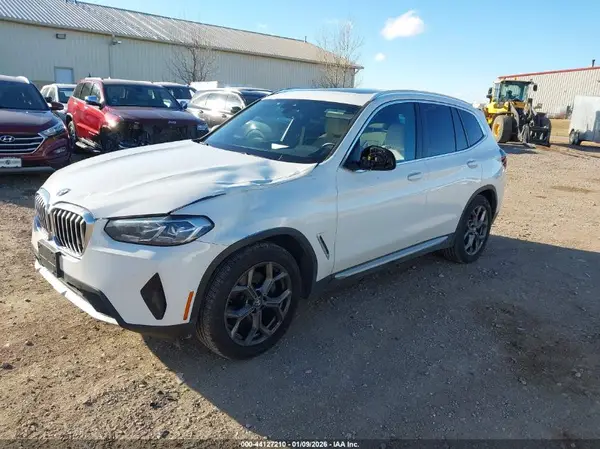 5UX53DP05N9J36491 2022 BMW X3 - Image 2