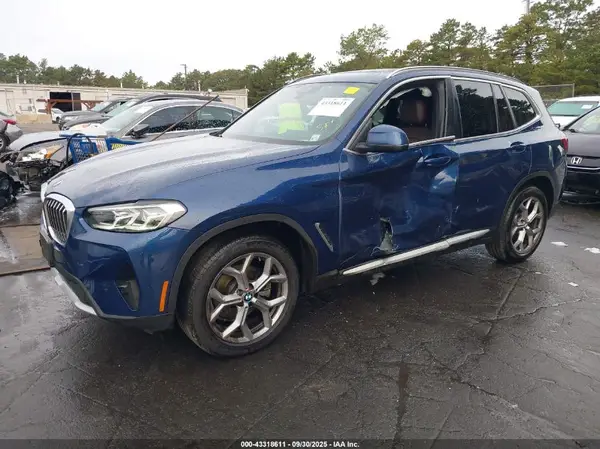 5UX53DP05N9J75064 2022 BMW X3 - Image 2