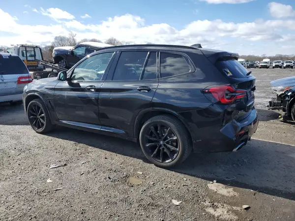 5UX53DP05N9K07530 2022 BMW X3 - Image 2