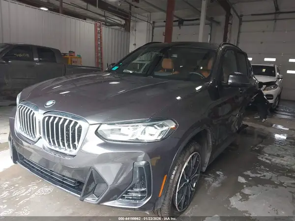 5UX53DP05N9K21881 2022 BMW X3 - Image 2