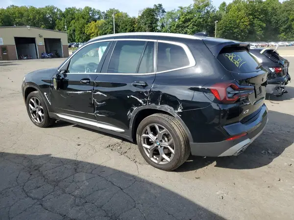 5UX53DP05N9K43699 2022 BMW X3 - Image 2