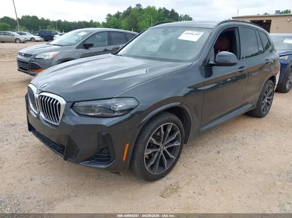 5UX53DP05N9K64438 2022 BMW X3 - Image 2