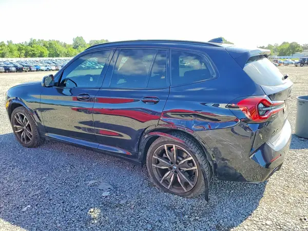 5UX53DP05N9K76329 2022 BMW X3 - Image 2
