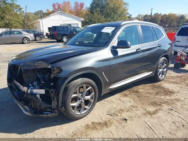 5UX53DP05N9L24542 2022 BMW X3 - Image 2