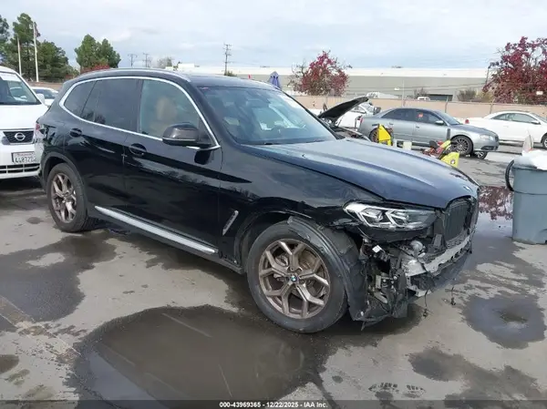 5UX53DP05N9M09803 2022 BMW X3 - Image 1