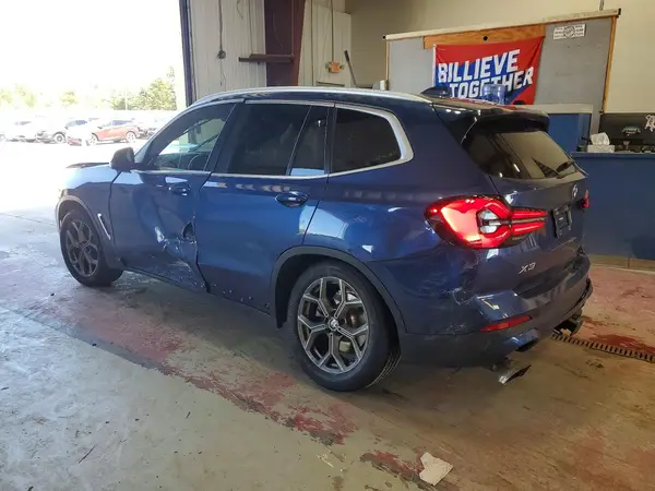 5UX53DP05N9M40050 2022 BMW X3 - Image 2