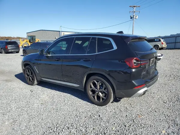 5UX53DP05N9M49265 2022 BMW X3 - Image 2