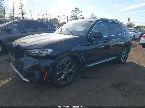 5UX53DP05N9M74053 2022 BMW X3 - Image 2