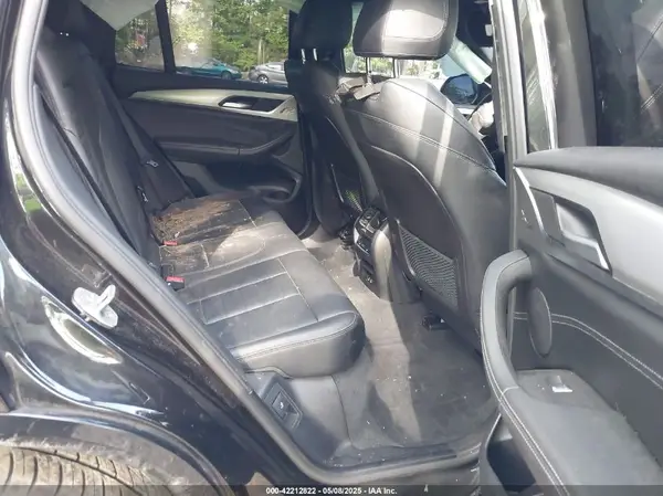 5UX53DP05N9N36647 2022 BMW X3 - Image 8