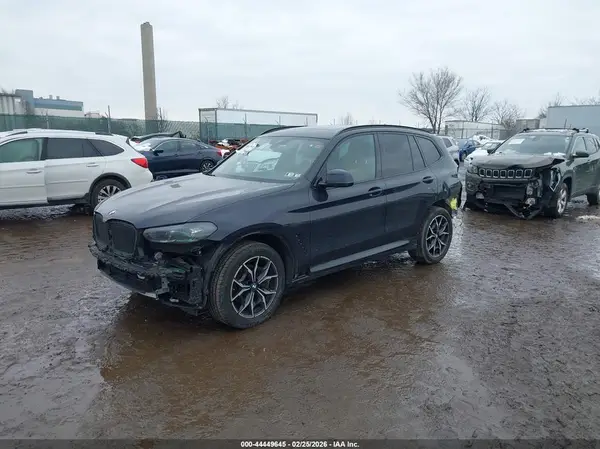 5UX53DP05P9N72082 2023 BMW X3 - Image 2