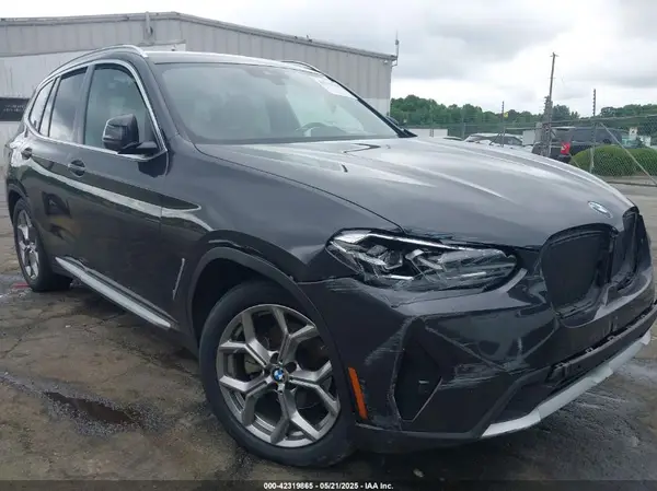 5UX53DP05P9R38820 2023 BMW X3 - Image 1