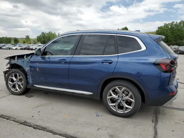 5UX53DP05P9R67962 2023 BMW X3 - Image 2