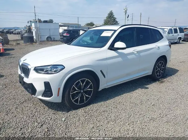 5UX53DP05P9R90108 2023 BMW X3 - Image 2