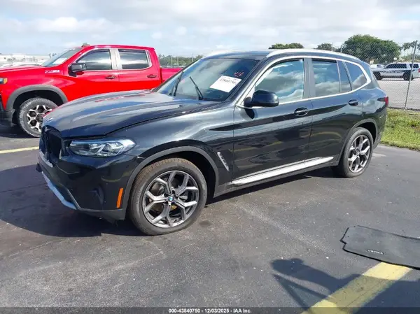 5UX53DP05P9R90657 2023 BMW X3 - Image 2