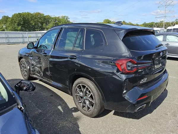 5UX53DP05P9S04565 2023 BMW X3 - Image 2