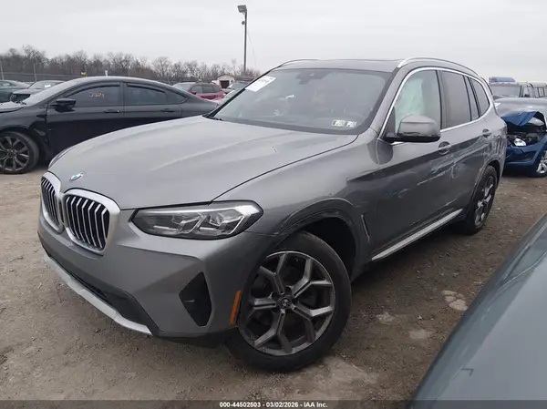 5UX53DP05P9S22886 2023 BMW X3 - Image 2