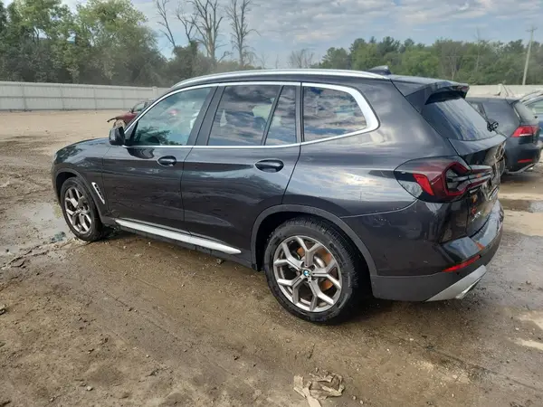5UX53DP05P9S75264 2023 BMW X3 - Image 2