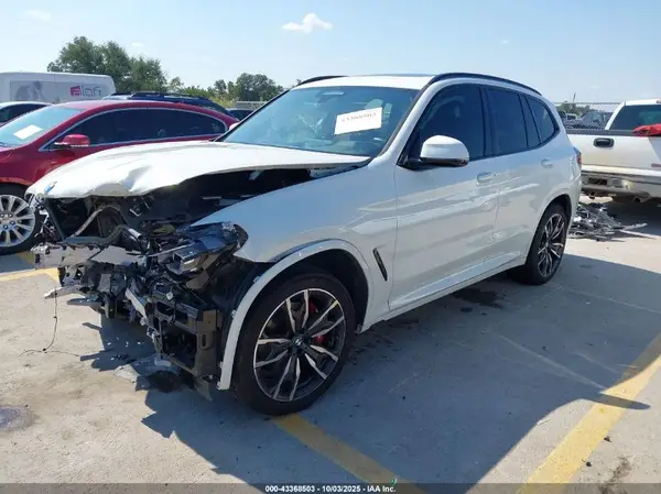 5UX53DP05P9T17660 2023 BMW X3 - Image 2