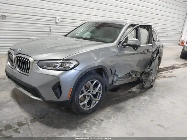 5UX53DP05R9U32665 2024 BMW X3 - Image 2