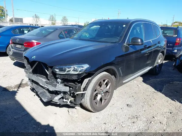 5UX53DP05R9W70869 2024 BMW X3 - Image 2