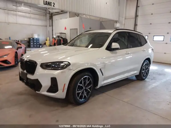 5UX53DP05R9X11887 2024 BMW X3 - Image 2