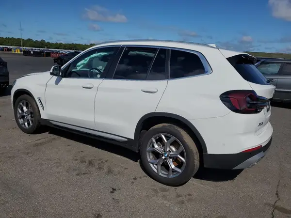 5UX53DP05R9X42525 2024 BMW X3 - Image 2