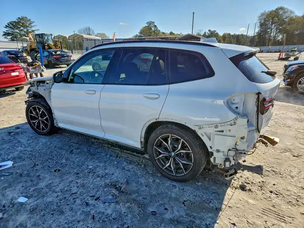 5UX53DP06N9J09669 2022 BMW X3 - Image 2