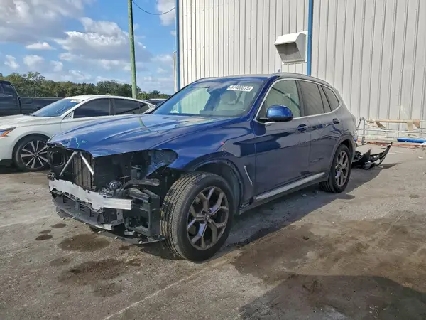 5UX53DP06N9J31106 2022 BMW X3 - Image 1